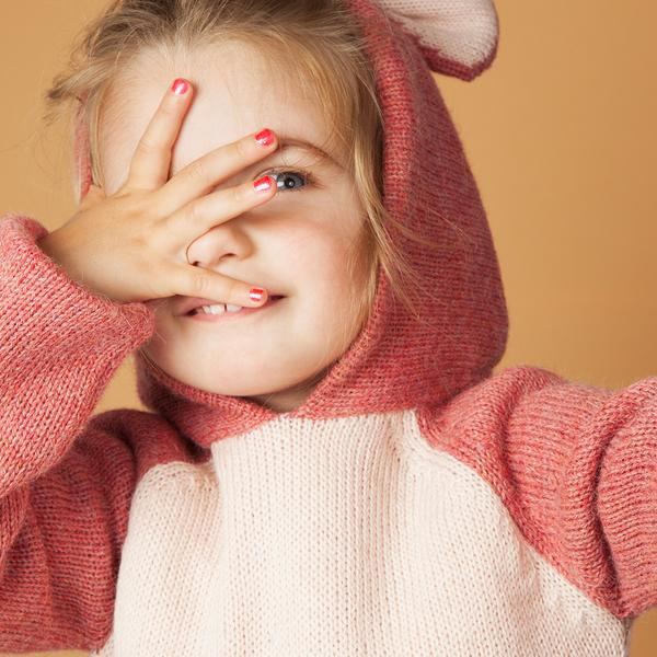 Enfant avec nailmatic vernis à ongles pour enfants fuchsia Sissi