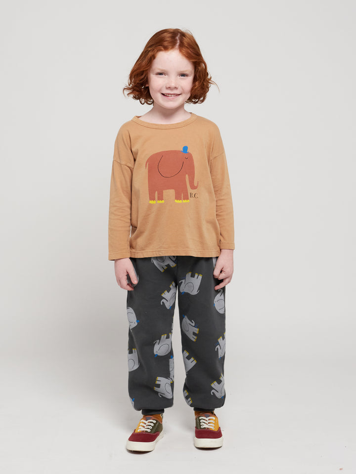 Enfant avec t shirt manches longues en coton bio avec imprimé éléphant