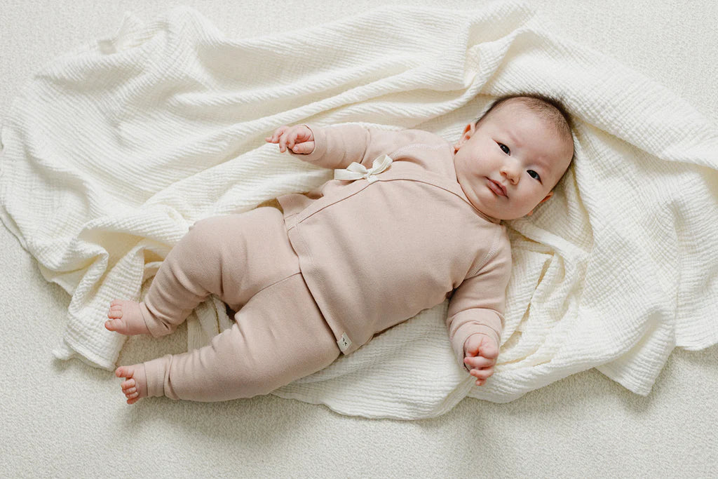 Bébé avec Legging en coton rose