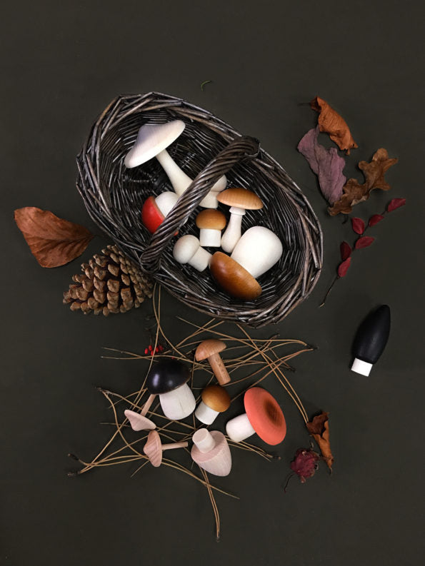 moon picnic erzi wooden mushroom basket panier de champignons en bois